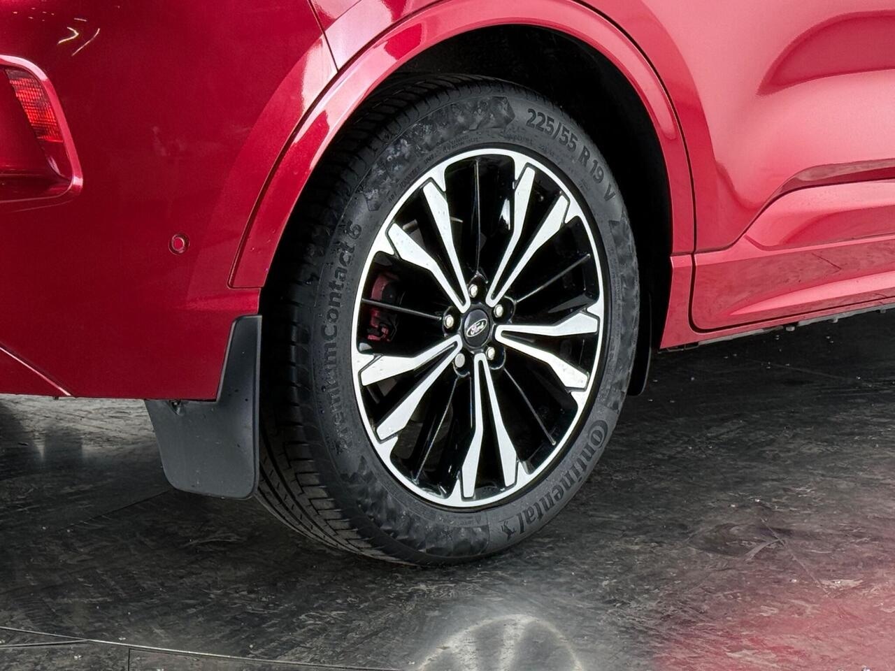 Ford Kuga thumbnail Wheel