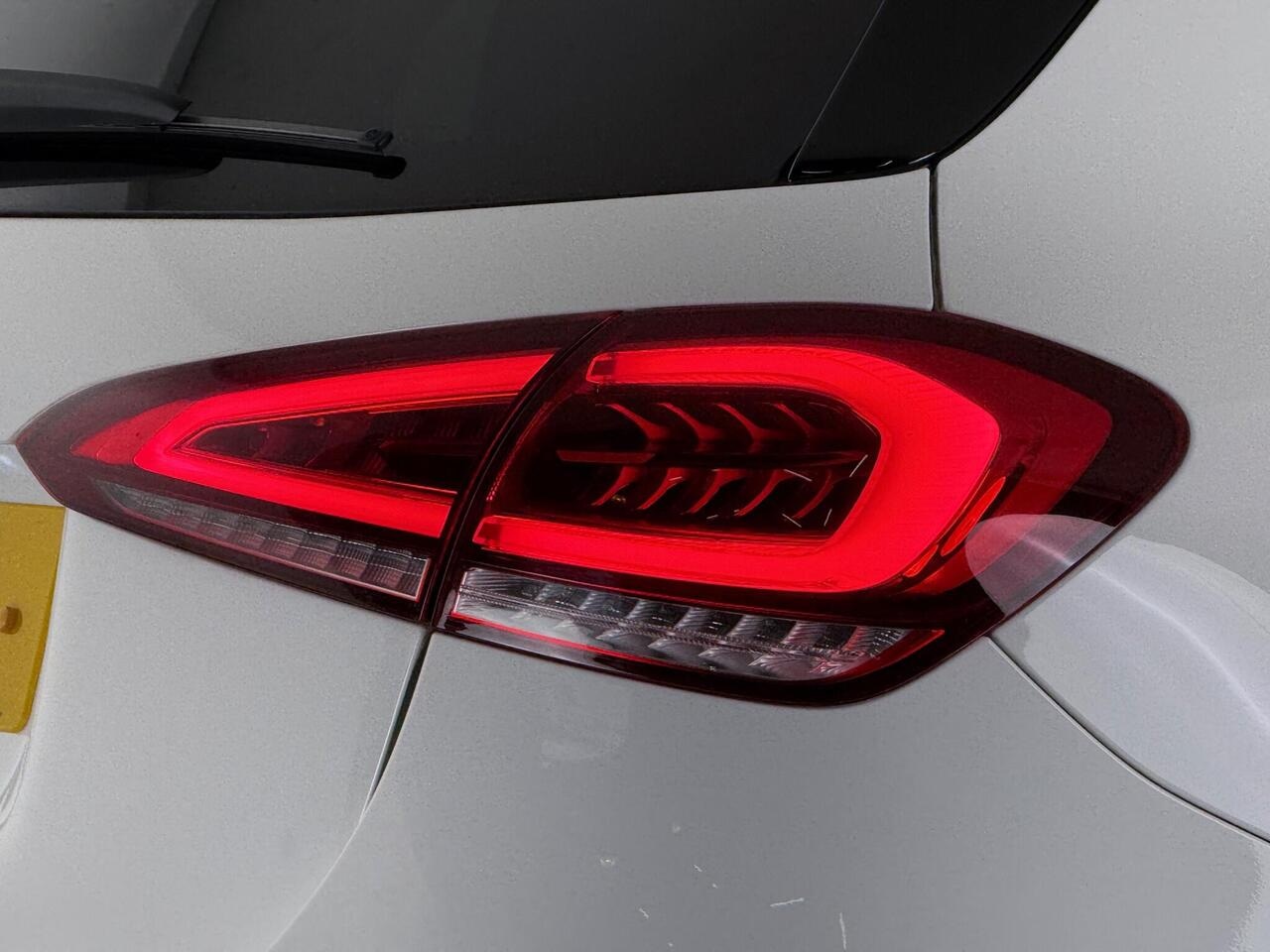 Mercedes-Benz A Class thumbnail Lights Rear