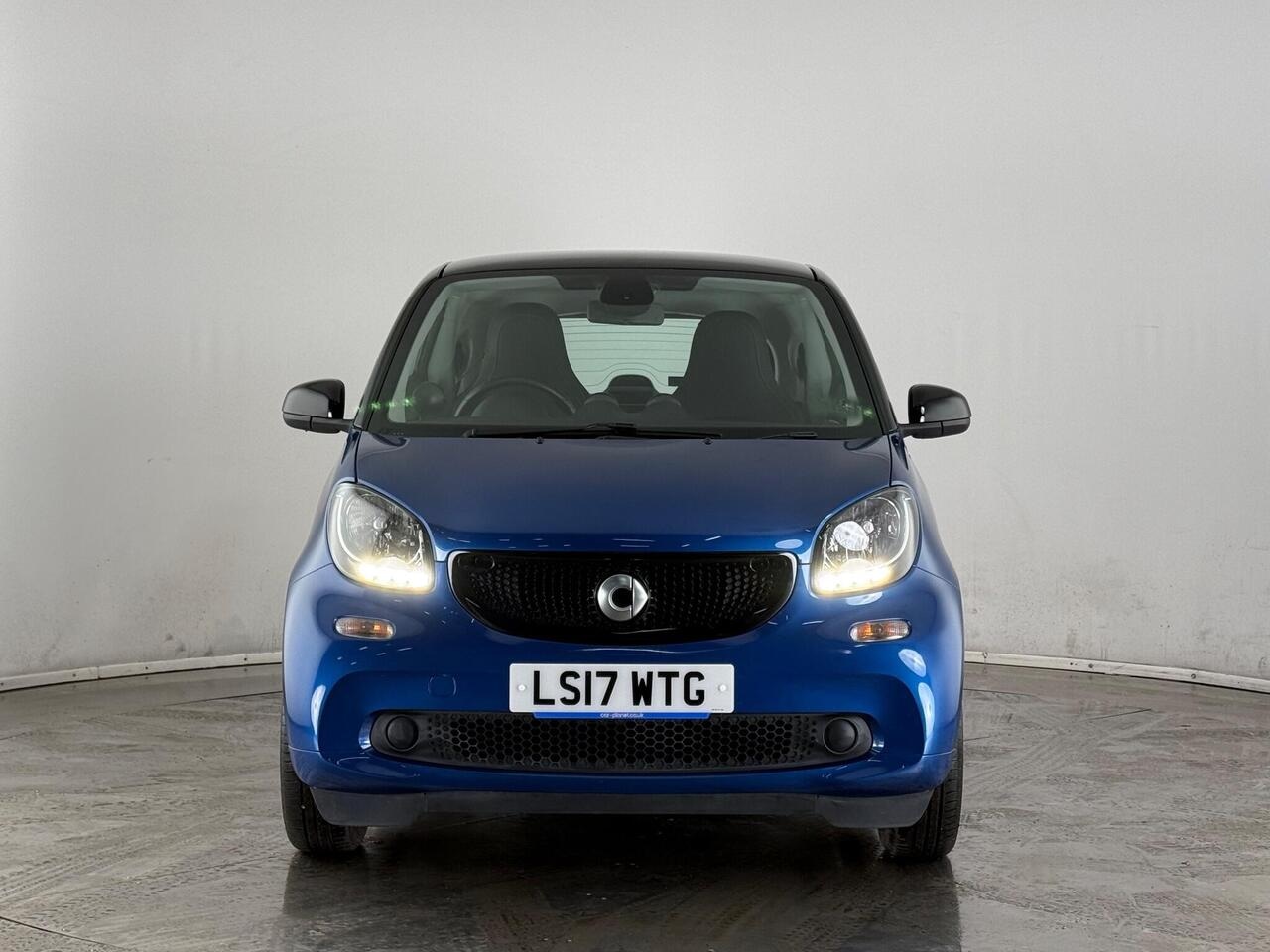 Smart fortwo thumbnail Front