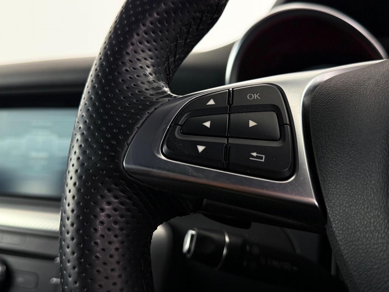 Mercedes-Benz SLC thumbnail Misc Controls