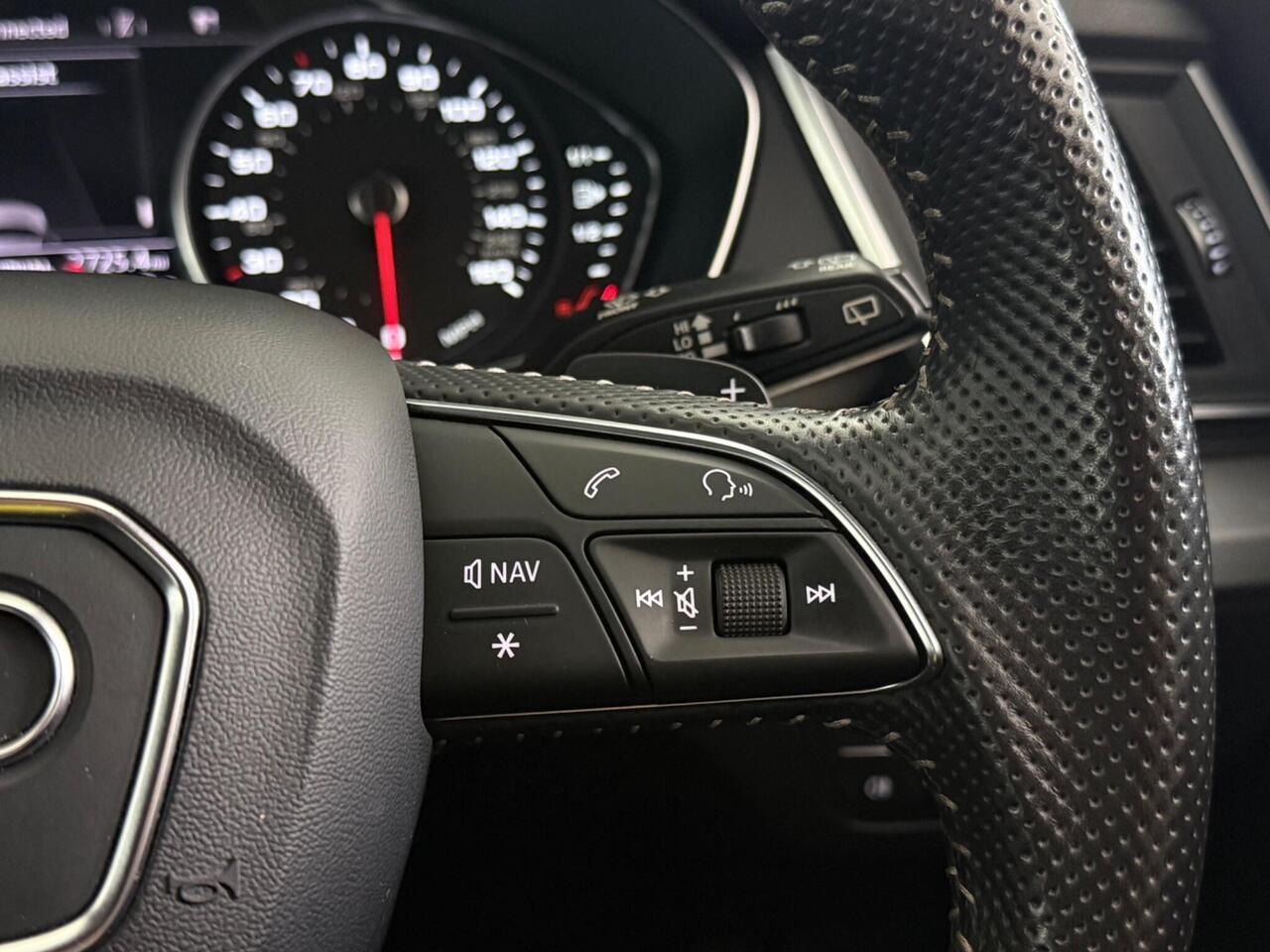 Audi Q5 thumbnail Misc Controls