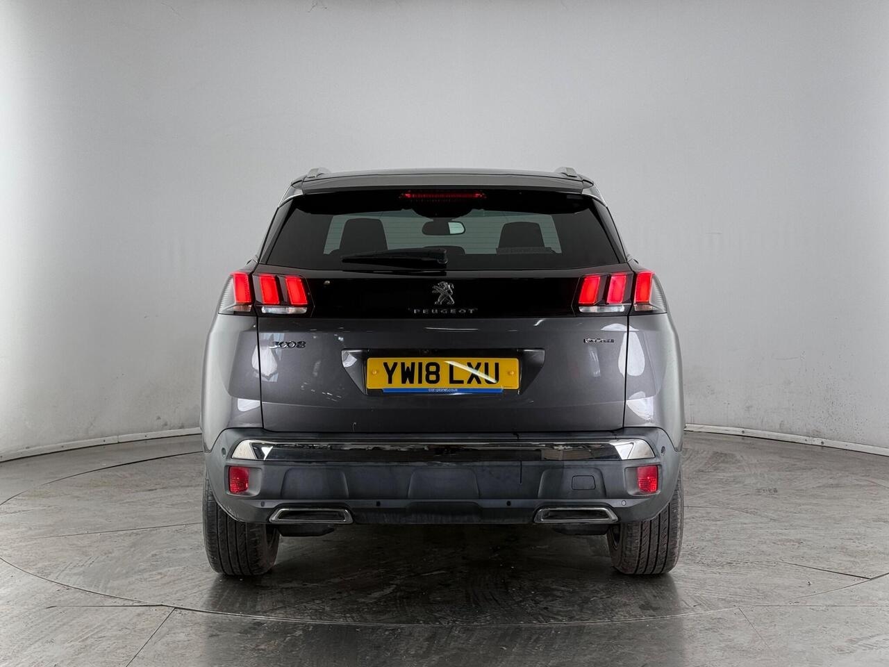 Peugeot 3008 thumbnail Rear