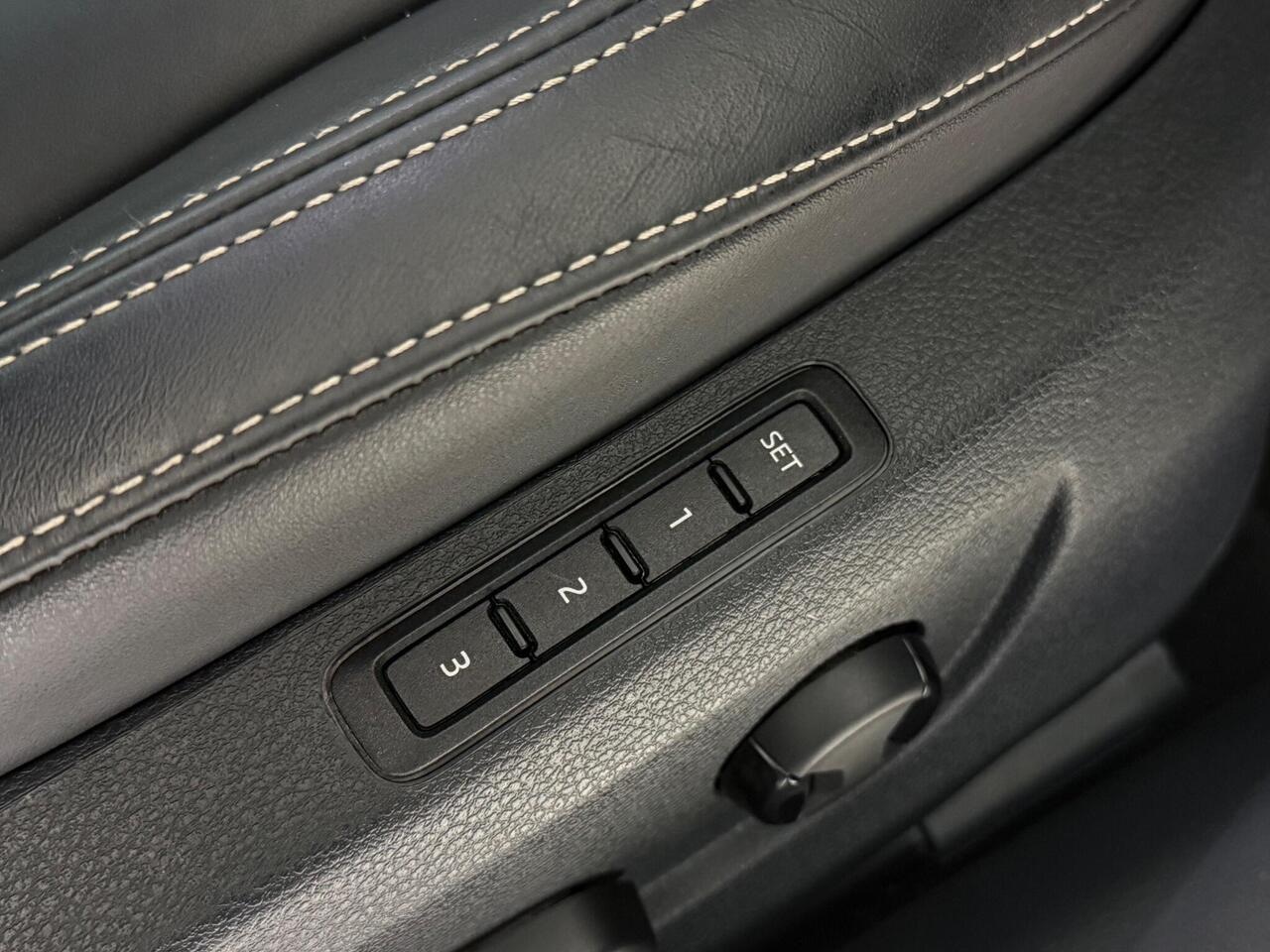 Skoda Superb thumbnail Misc Controls