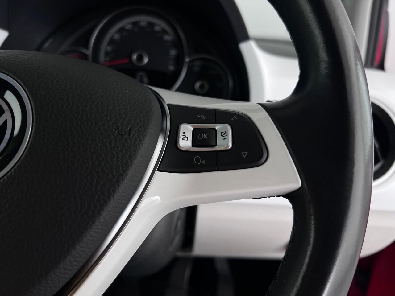 Volkswagen up! thumbnail Misc Controls