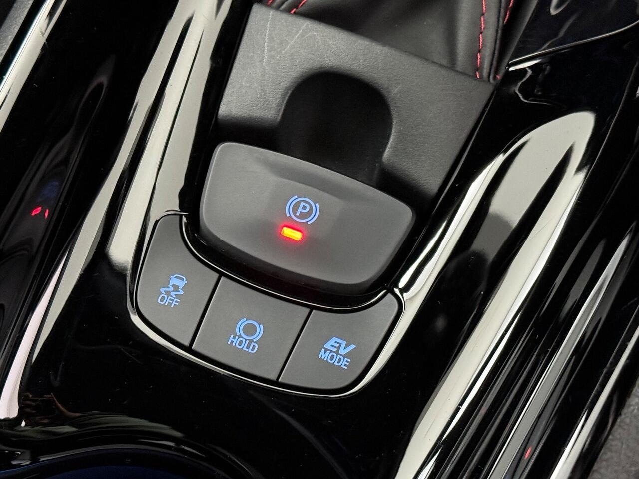 Toyota C-HR thumbnail Misc Controls