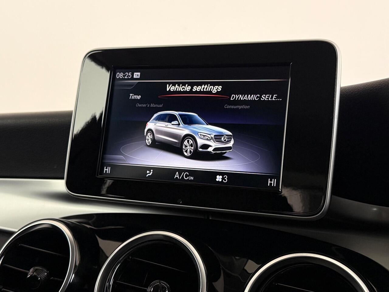 Mercedes-Benz GLC thumbnail Infotainment System