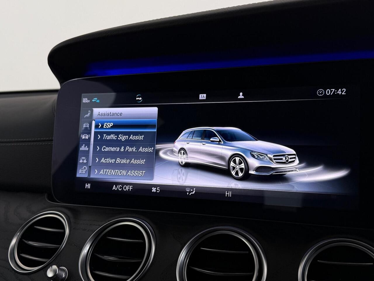 Mercedes-Benz E Class thumbnail Infotainment System