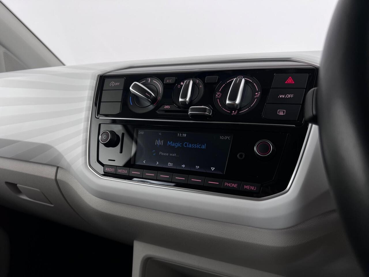 Volkswagen up! thumbnail Infotainment System