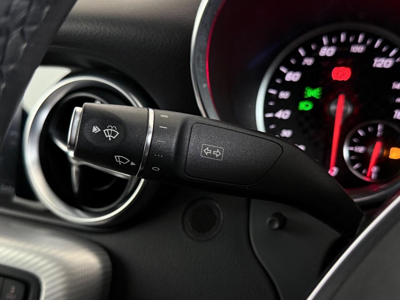 Mercedes-Benz SLC thumbnail Misc Controls