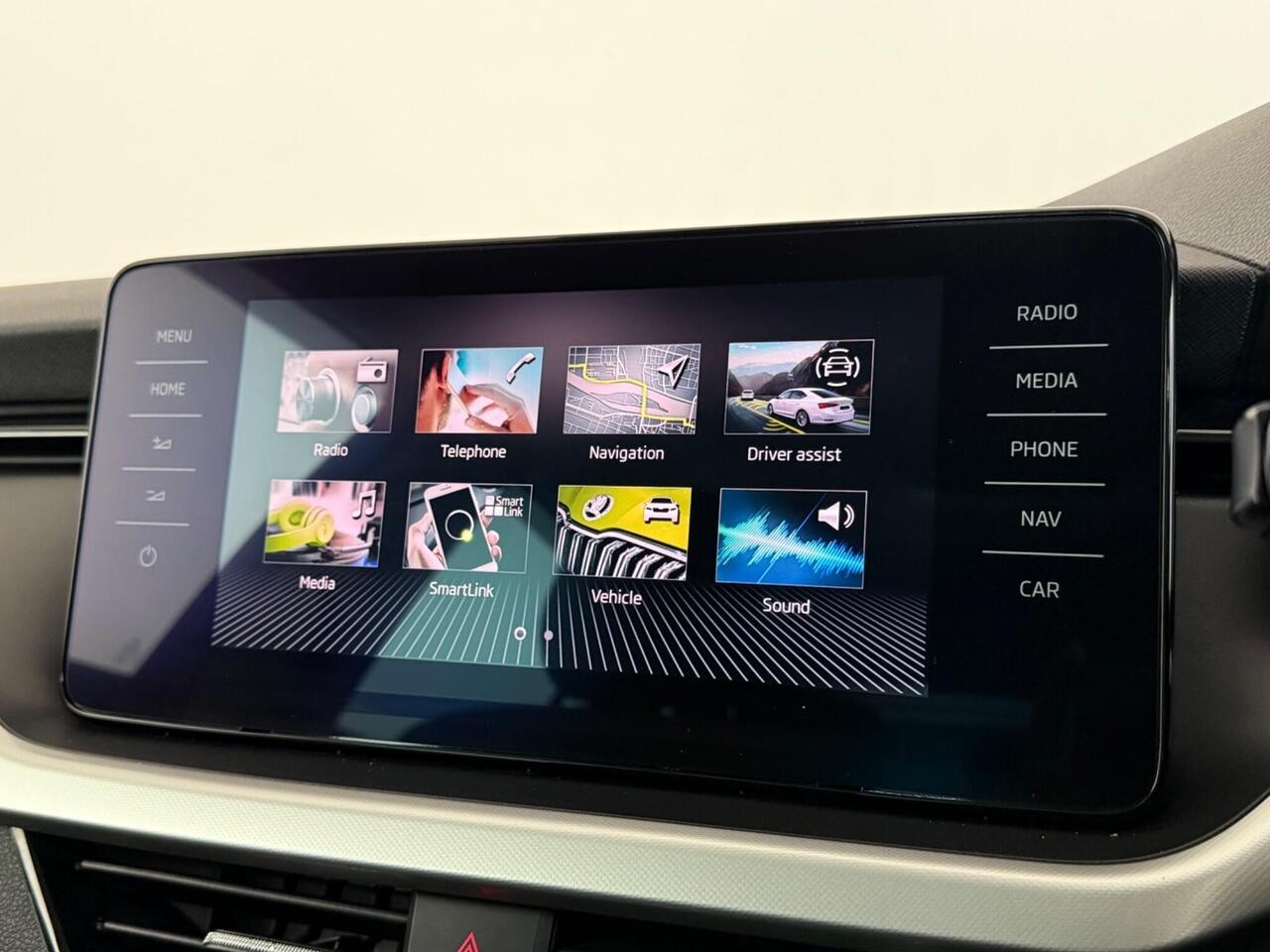 Skoda Kamiq thumbnail Infotainment System