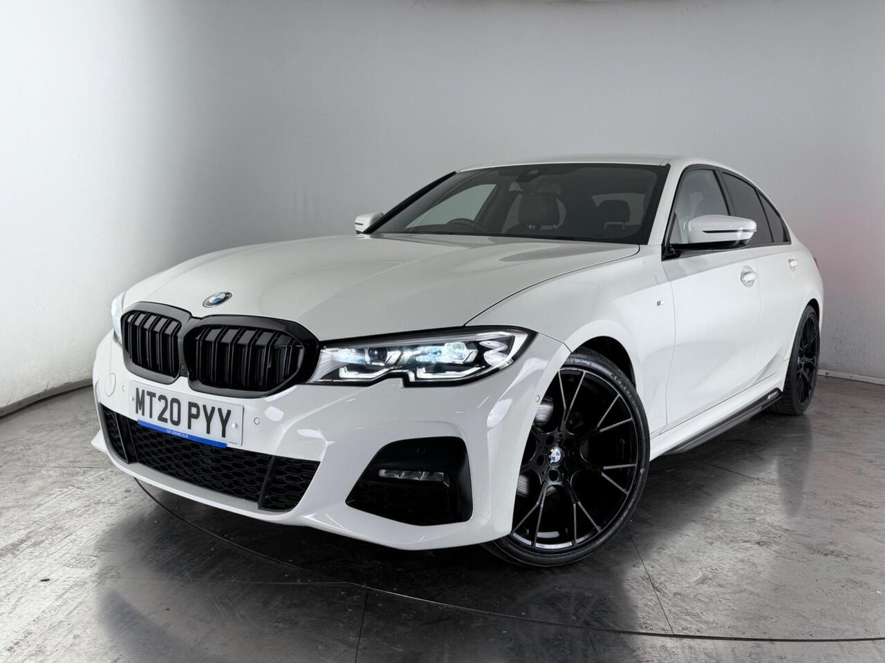 BMW 3 Series thumbnail Front Left