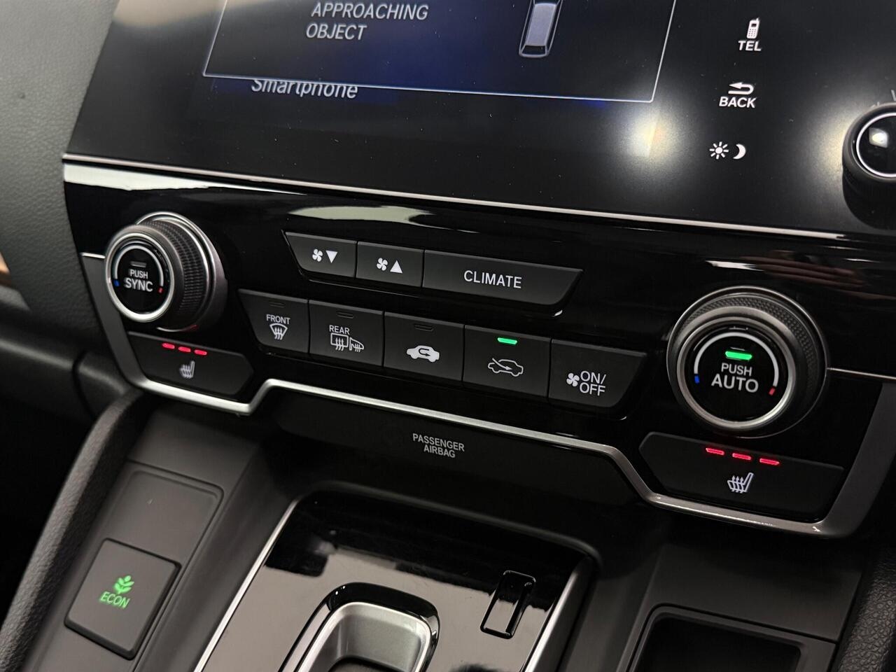 Honda CR-V thumbnail Infotainment System