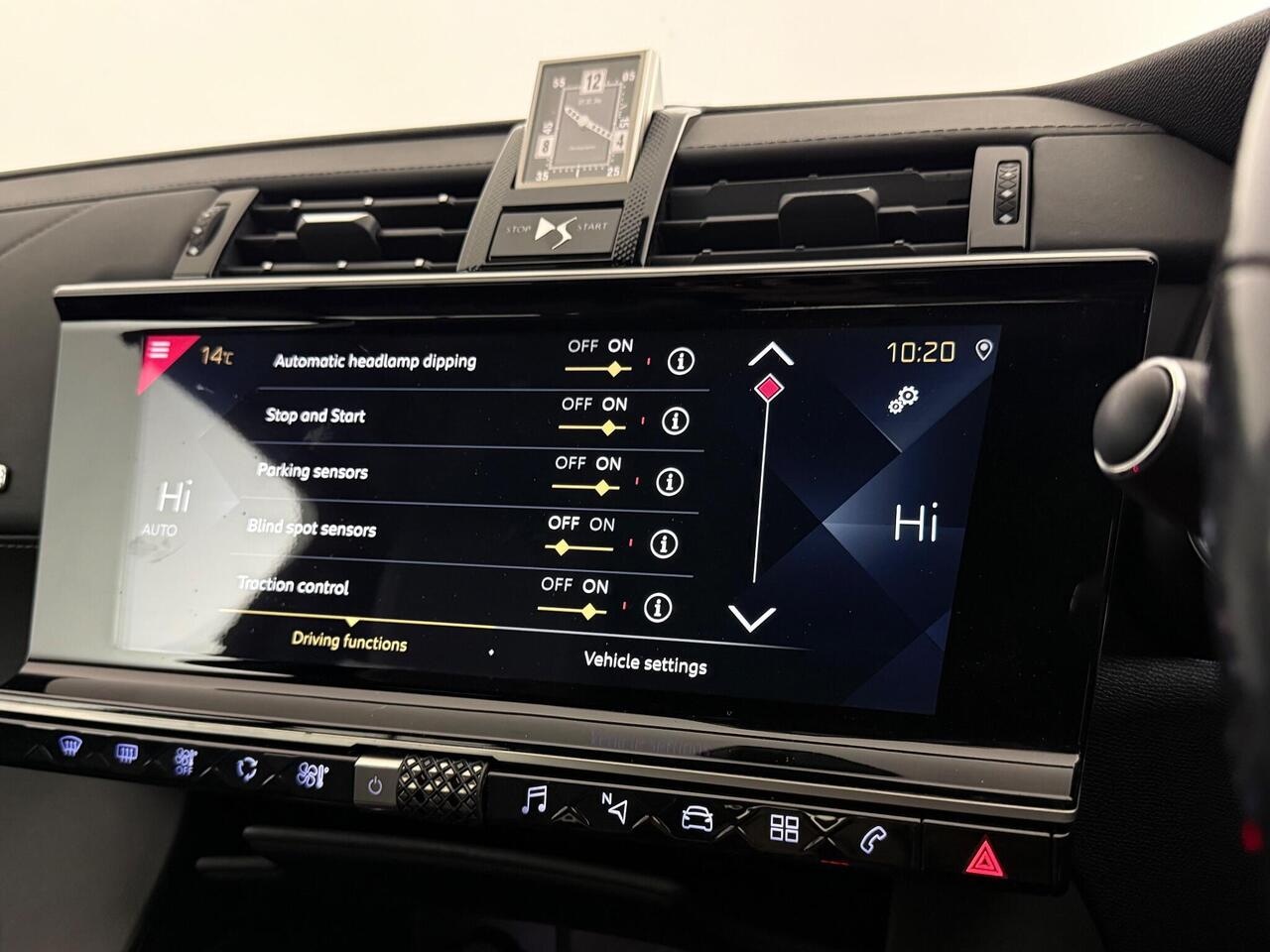 DS AUTOMOBILES DS 7 CROSSBACK thumbnail Infotainment System