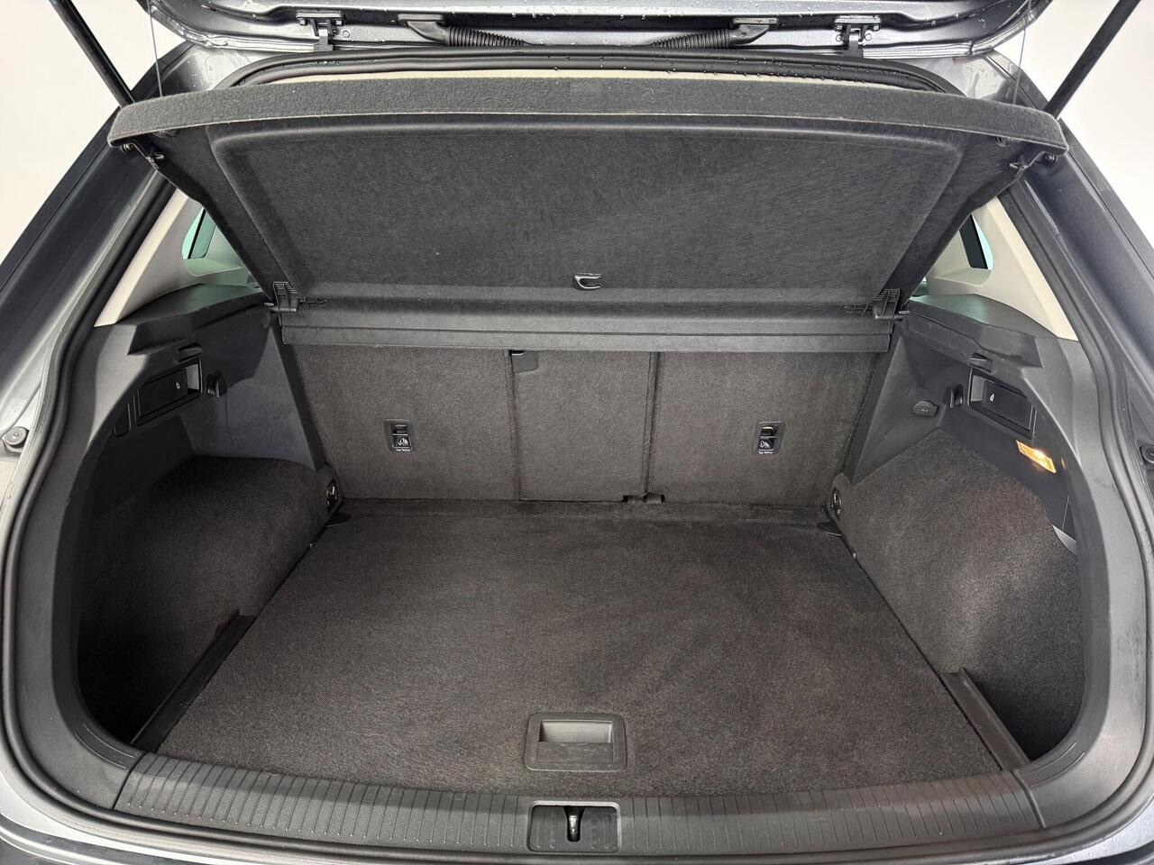 Volkswagen Tiguan thumbnail Boot