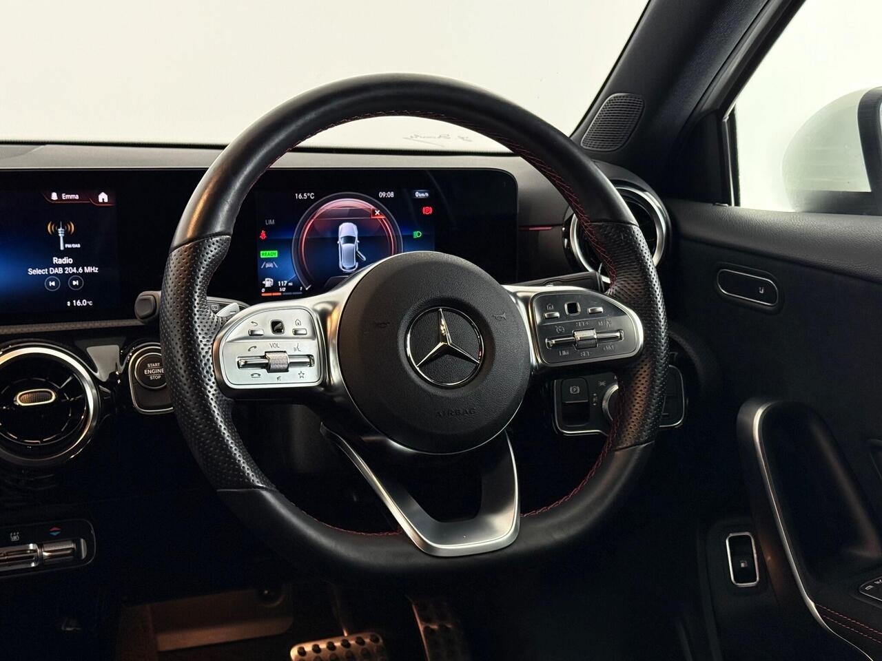 Mercedes-Benz A Class thumbnail Steering Wheel