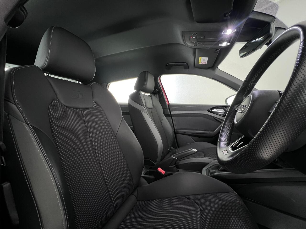 Audi A1 thumbnail Seat Driver