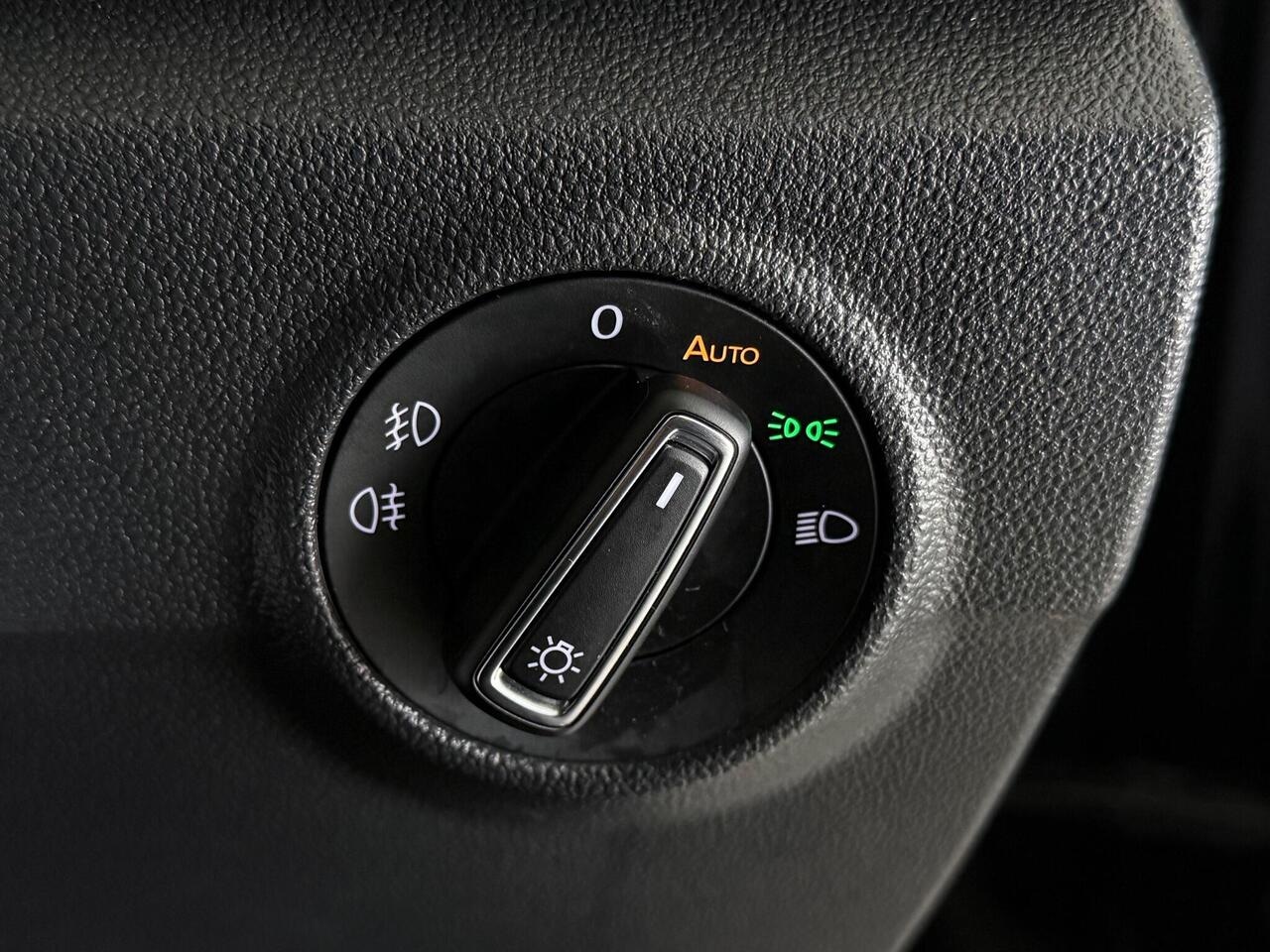 Volkswagen T-Roc thumbnail Misc Controls