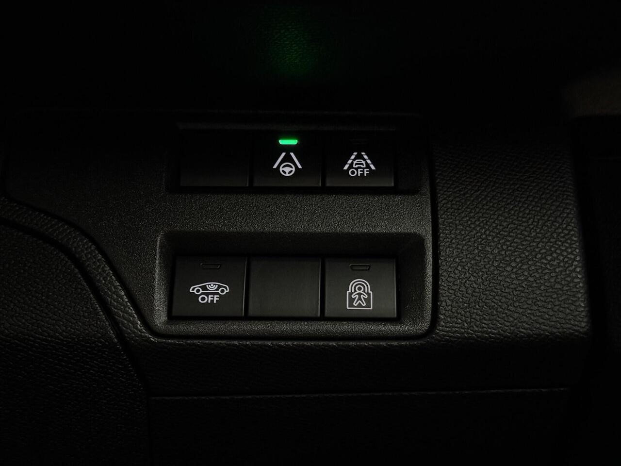 Peugeot 3008 thumbnail Misc Controls