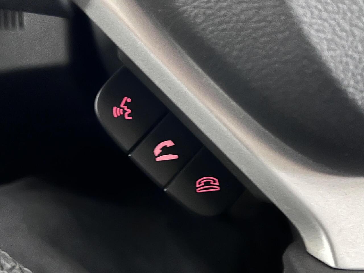 Suzuki S-Cross thumbnail Misc Controls