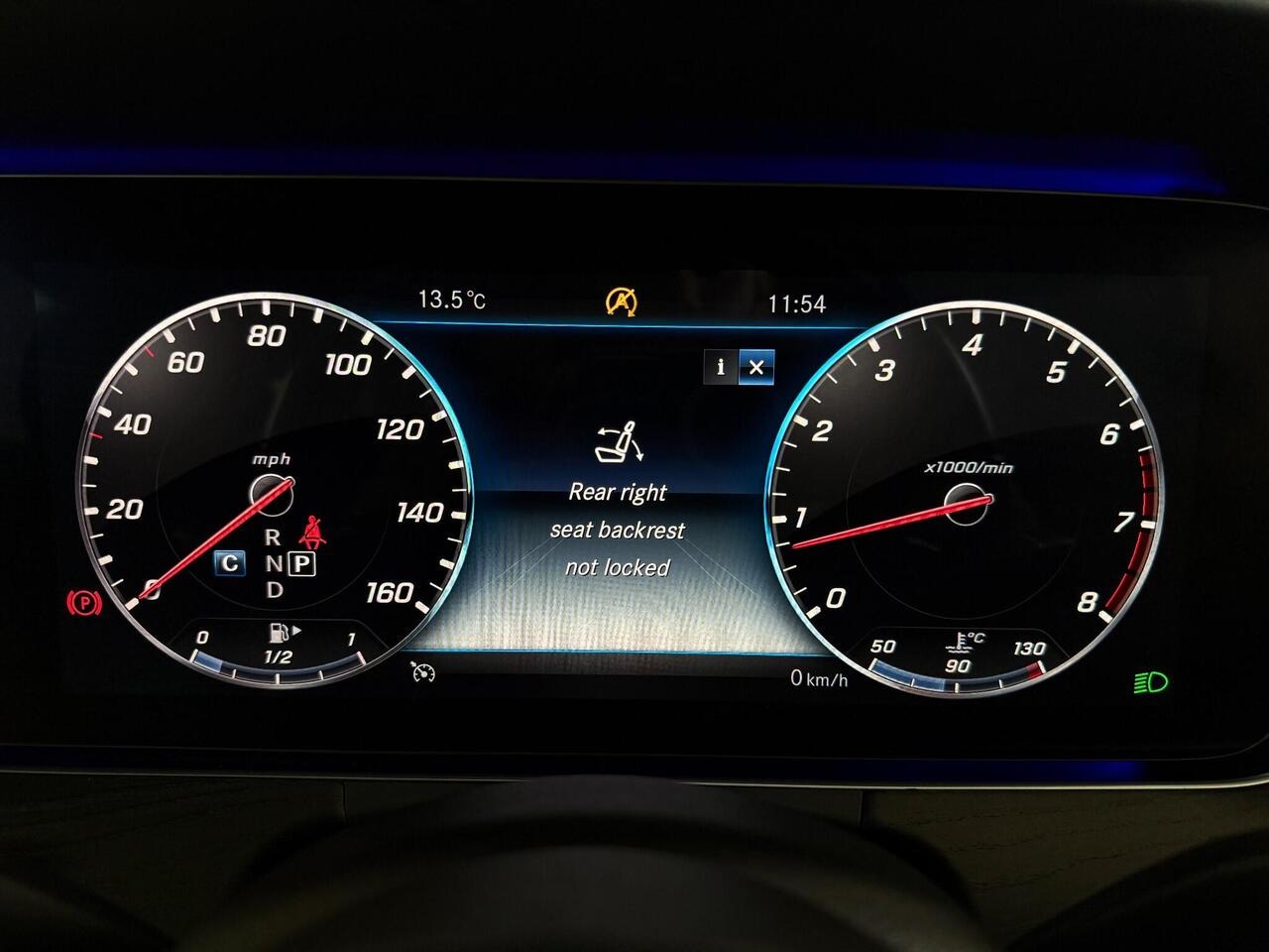 Mercedes-Benz E Class thumbnail Driver Instruments