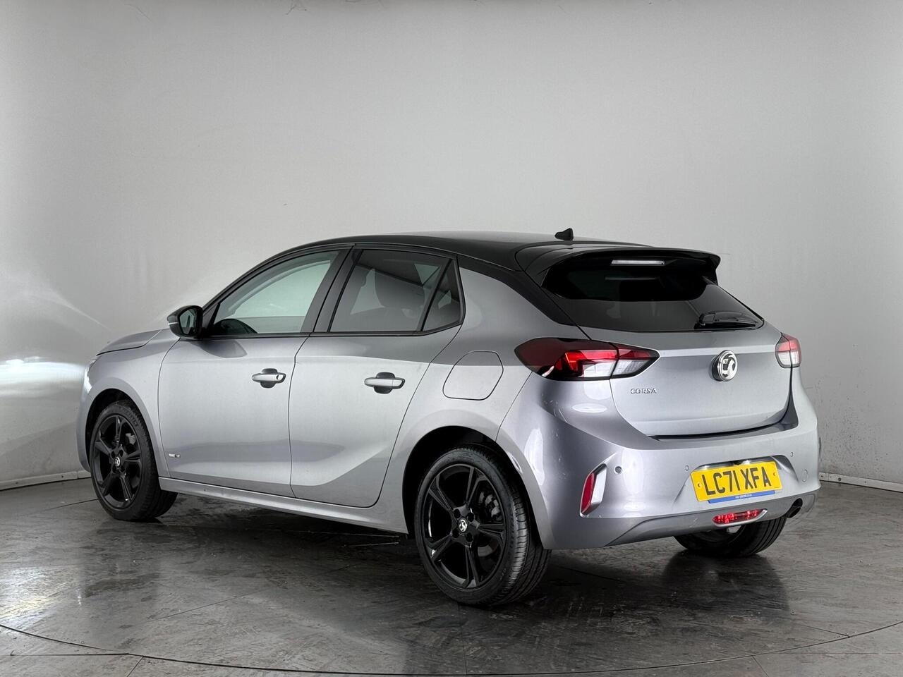 Vauxhall Corsa thumbnail Rear Left