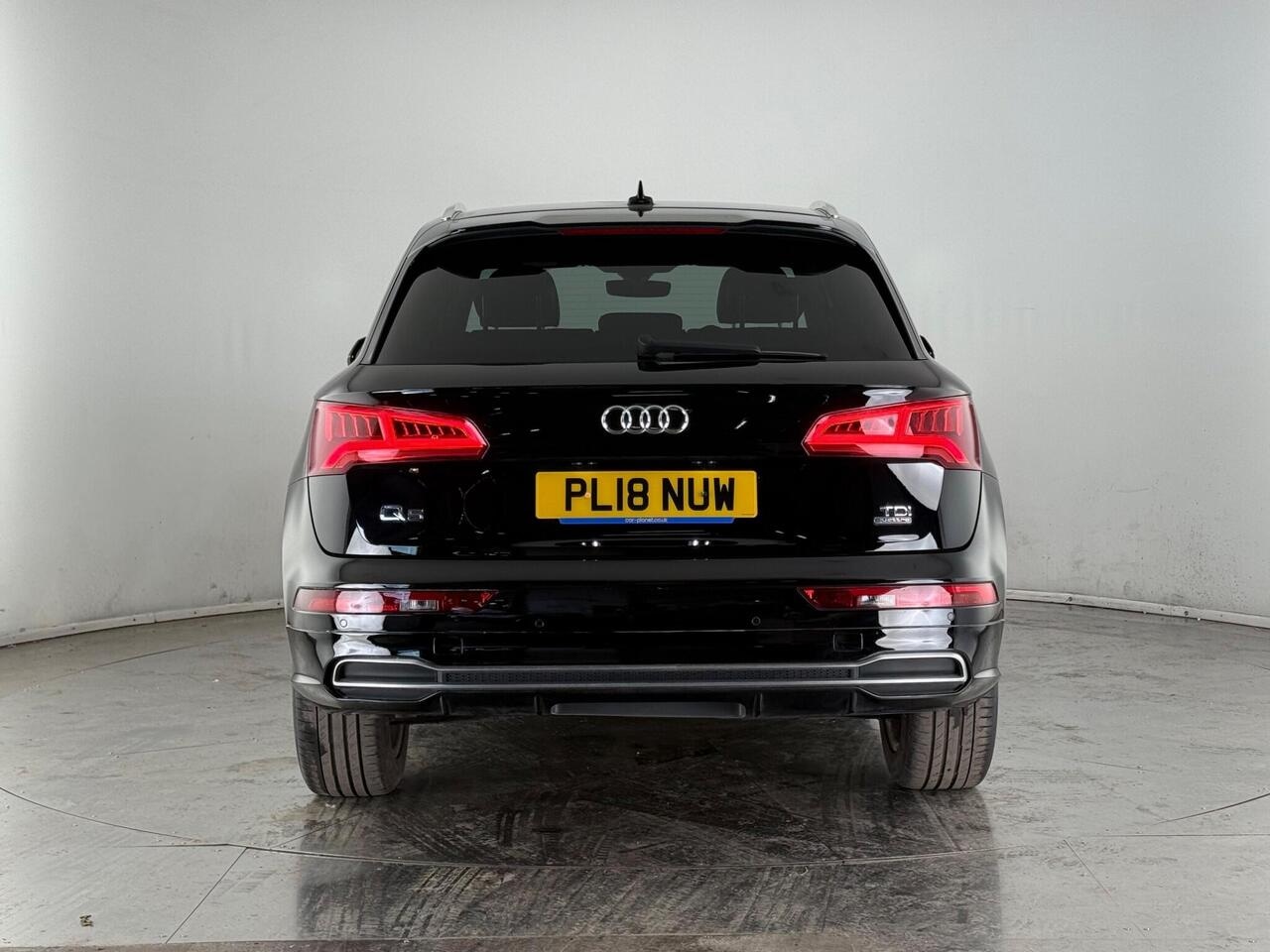Audi Q5 thumbnail Rear