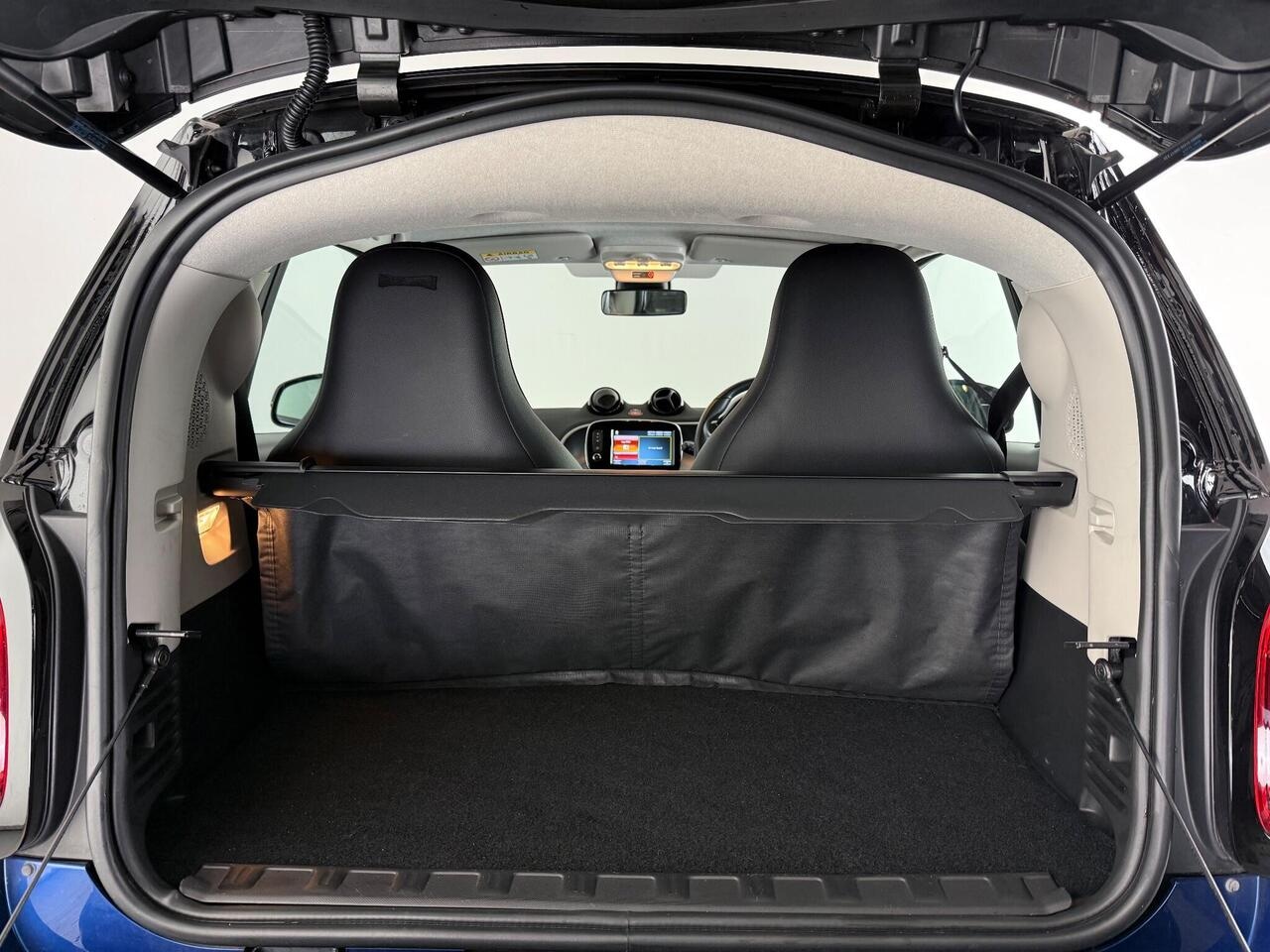Smart fortwo thumbnail Boot