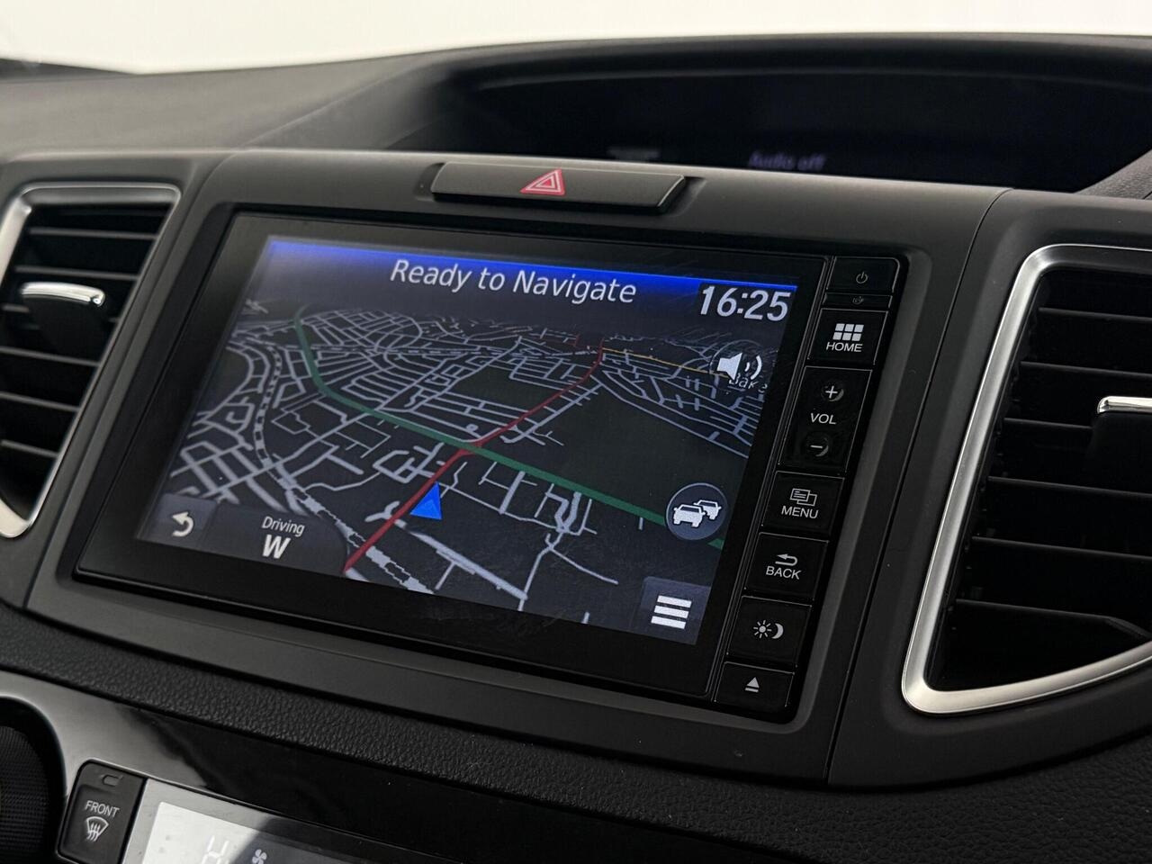Honda CR-V thumbnail Infotainment System