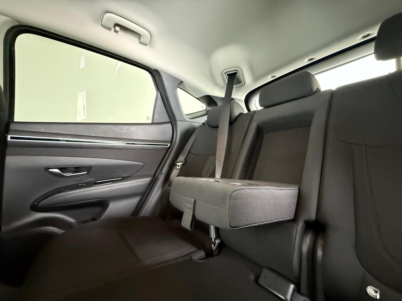 Hyundai TUCSON thumbnail Seats Rear