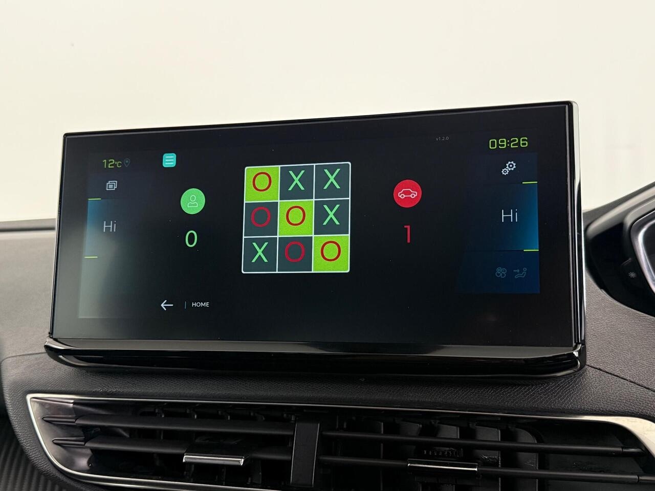 Peugeot 3008 thumbnail Infotainment System