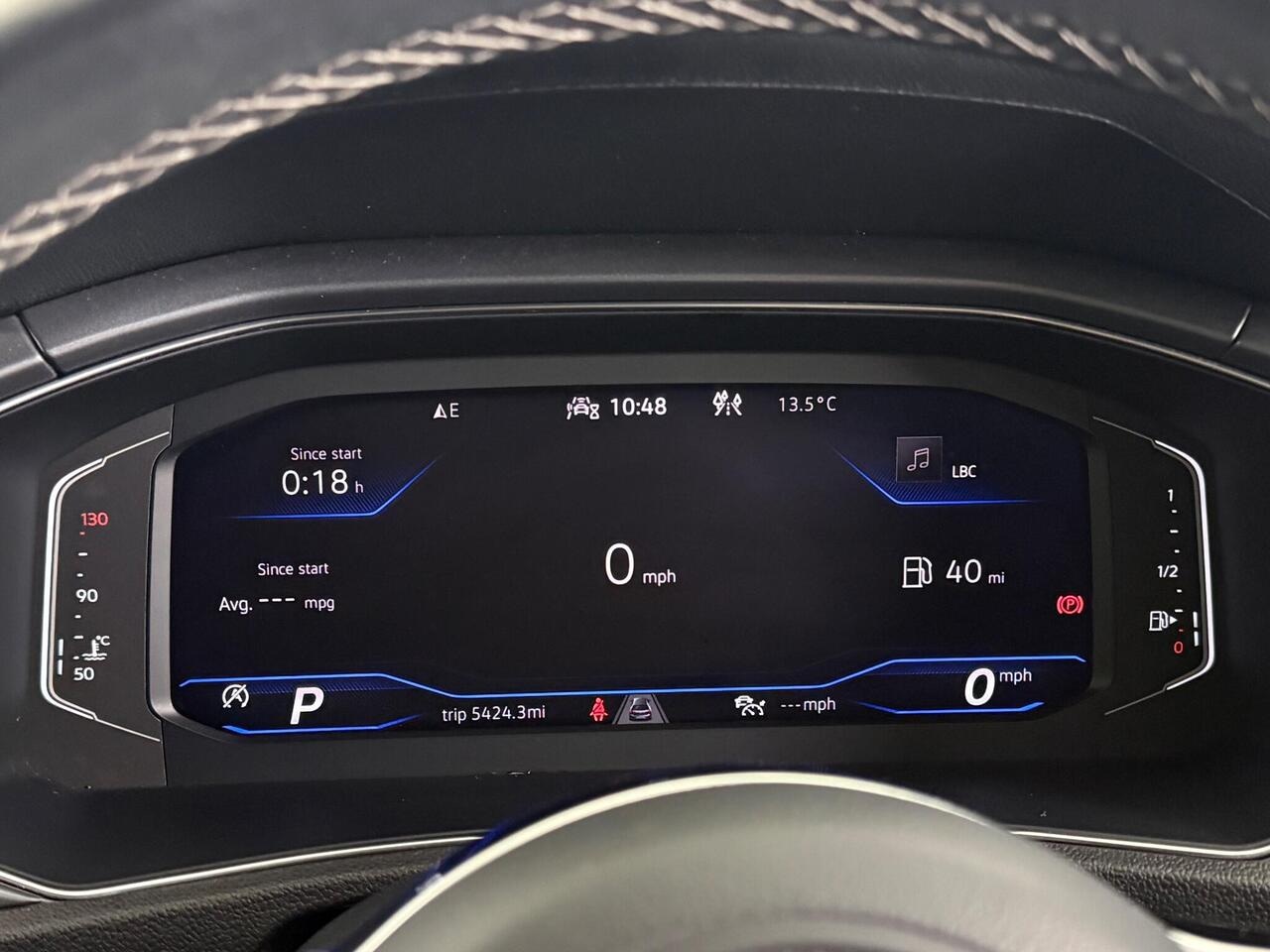 Volkswagen T-Roc thumbnail Driver Instruments