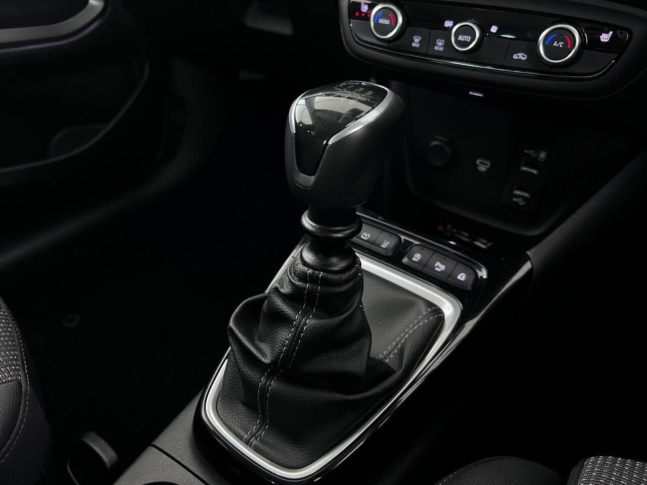 Vauxhall Crossland thumbnail Interior Front