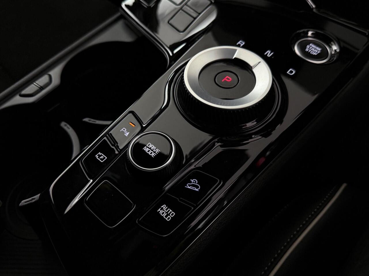 Kia Sportage thumbnail Interior Front