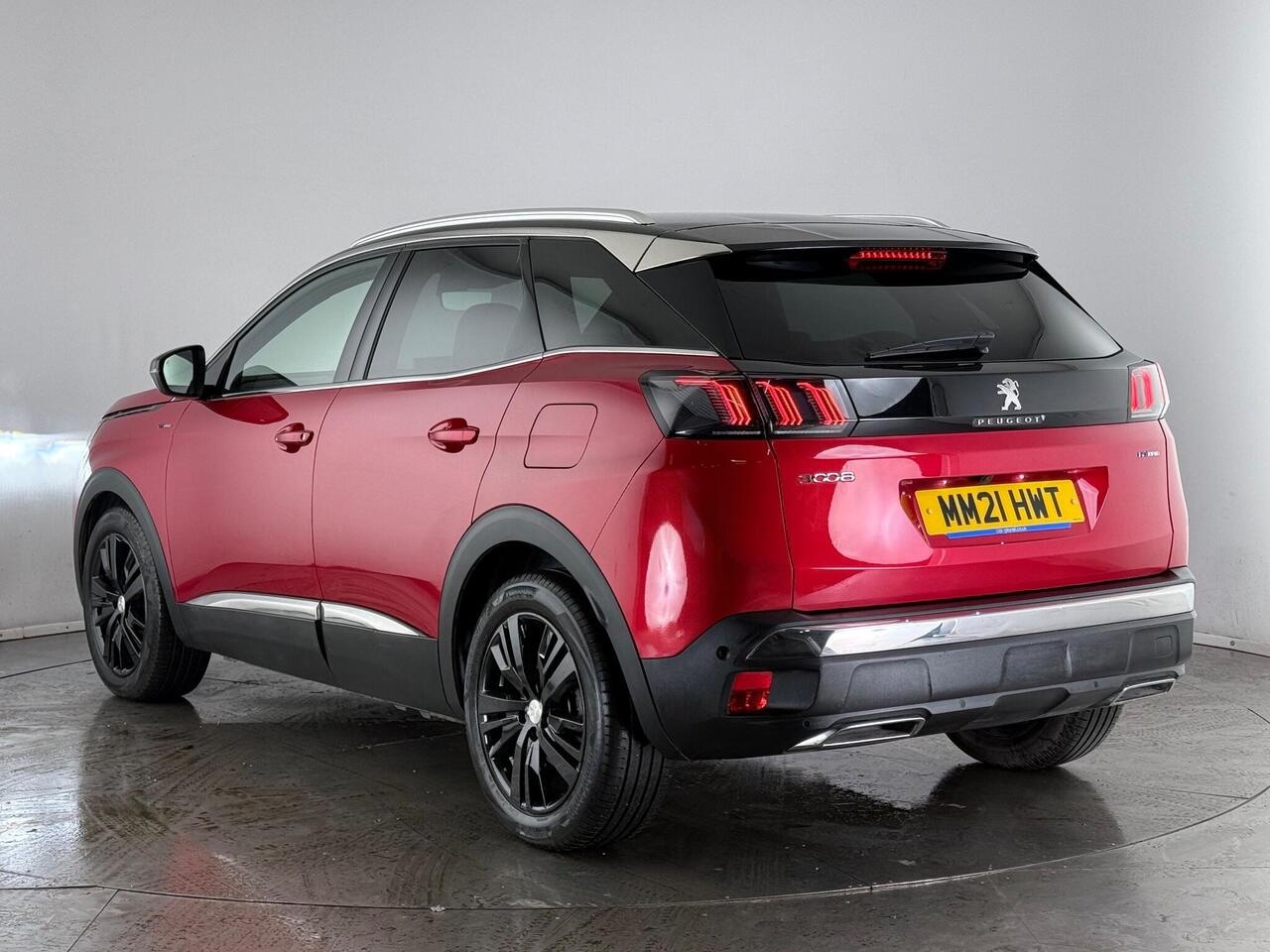 Peugeot 3008 thumbnail Rear Left