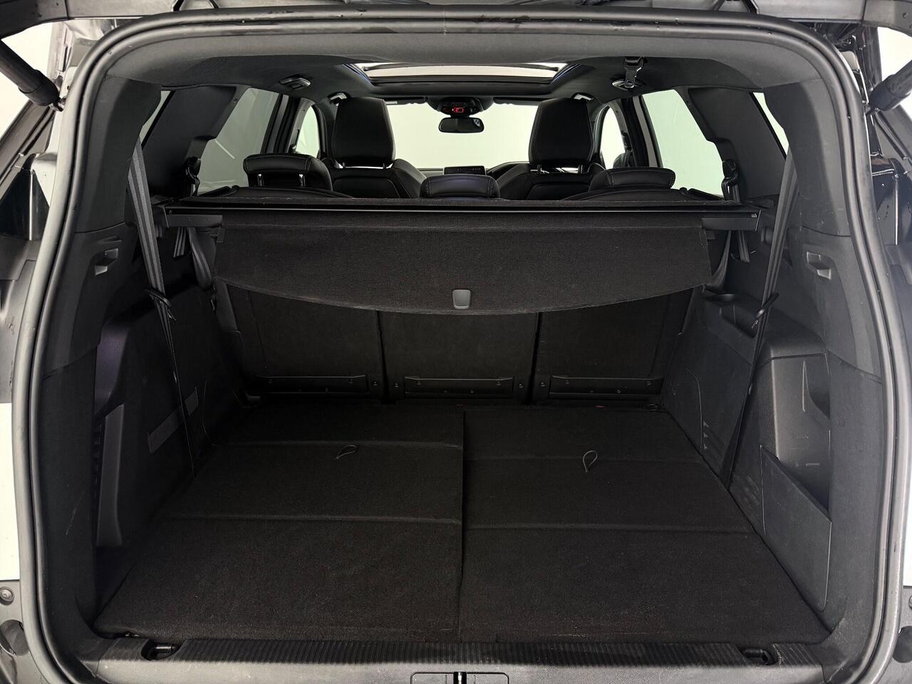 Peugeot 5008 thumbnail Boot