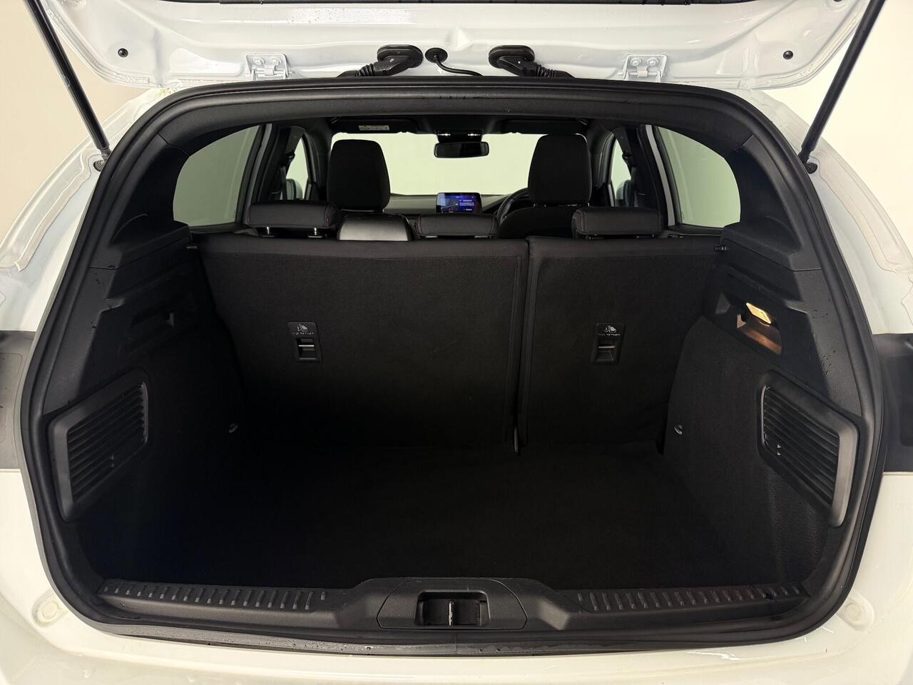 Ford Focus thumbnail Boot