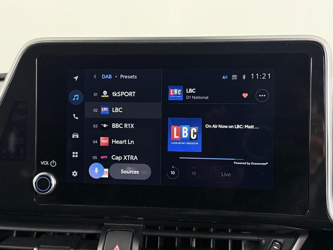 Toyota C-HR thumbnail Infotainment System