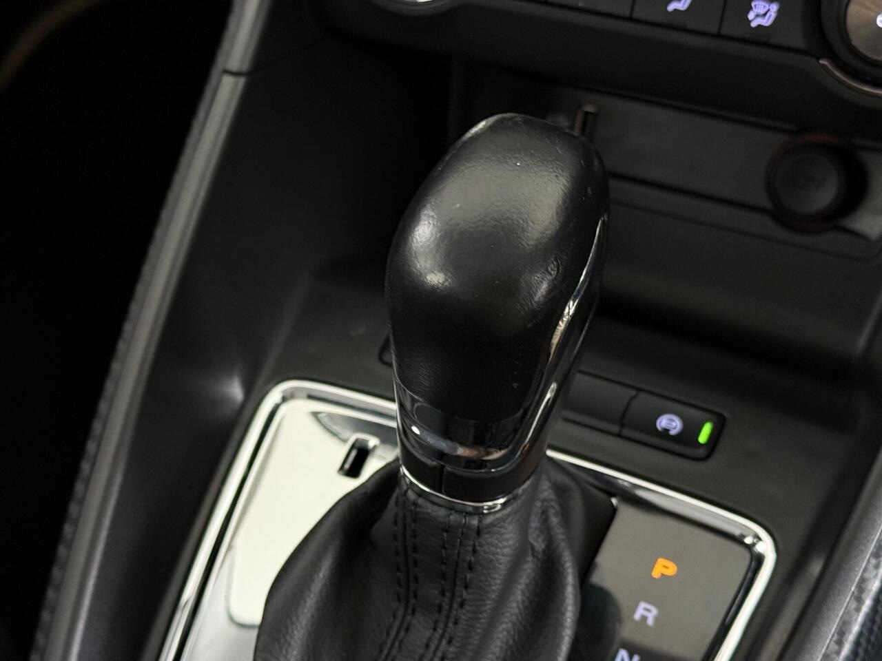 MG MG ZS thumbnail Interior Front