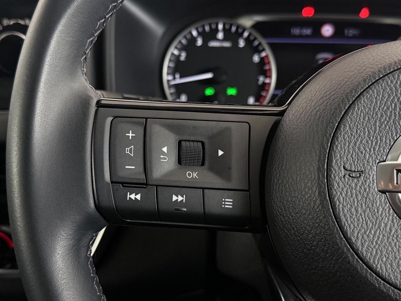 Nissan Qashqai thumbnail Misc Controls