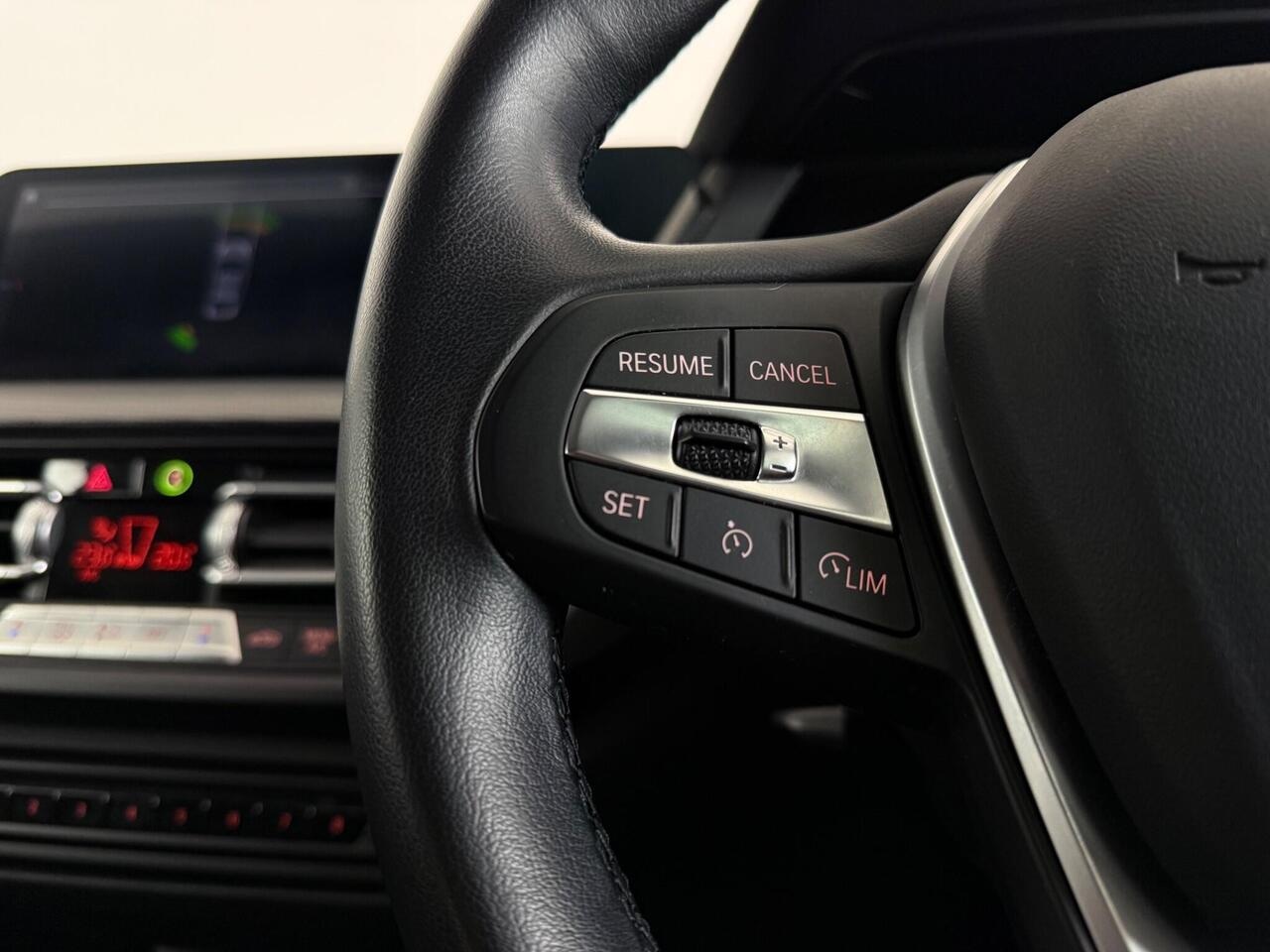 BMW 2 Series Gran Coupe thumbnail Misc Controls