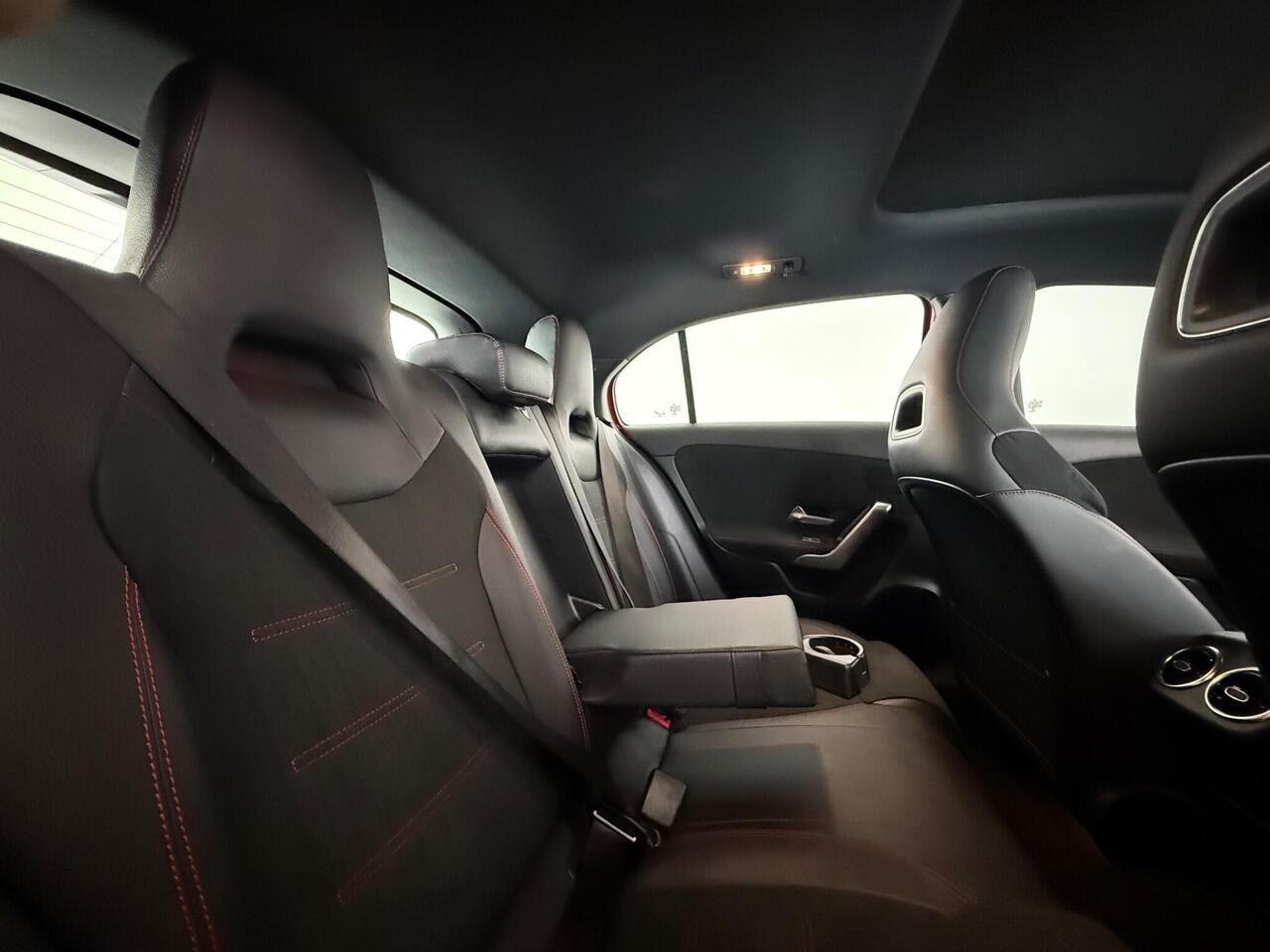 Mercedes-Benz A Class thumbnail Seats Rear