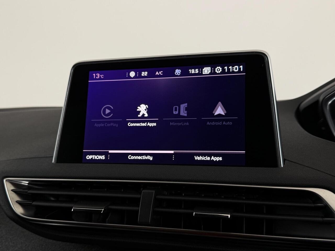 Peugeot 3008 thumbnail Infotainment System