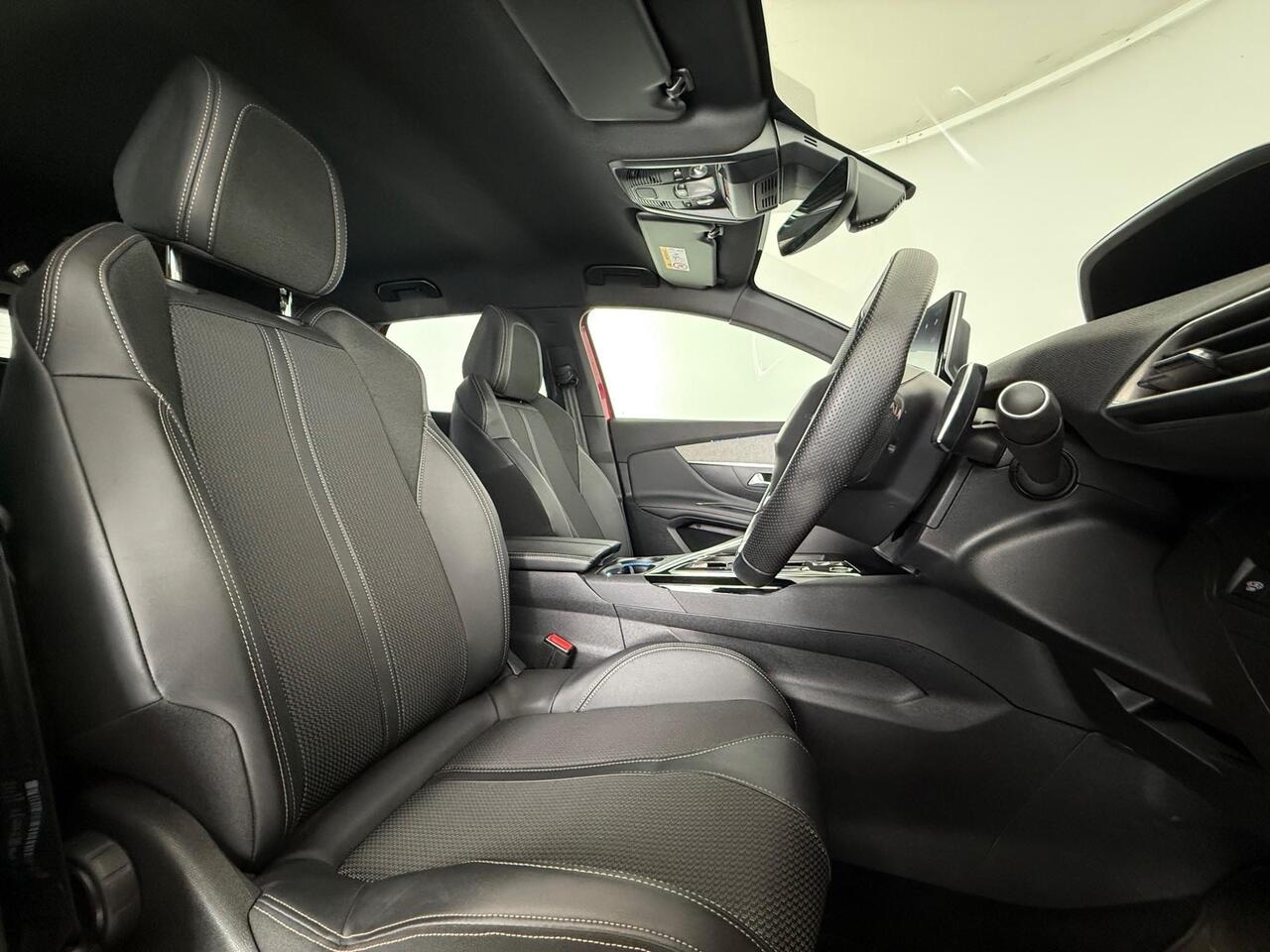 Peugeot 3008 thumbnail Seat Driver