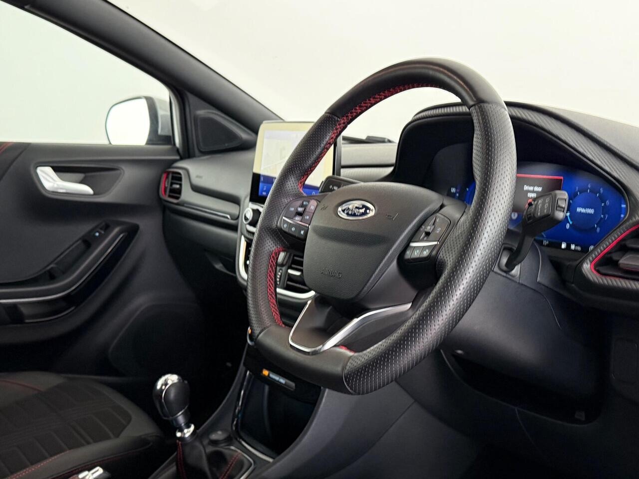 Ford Puma thumbnail Interior Front