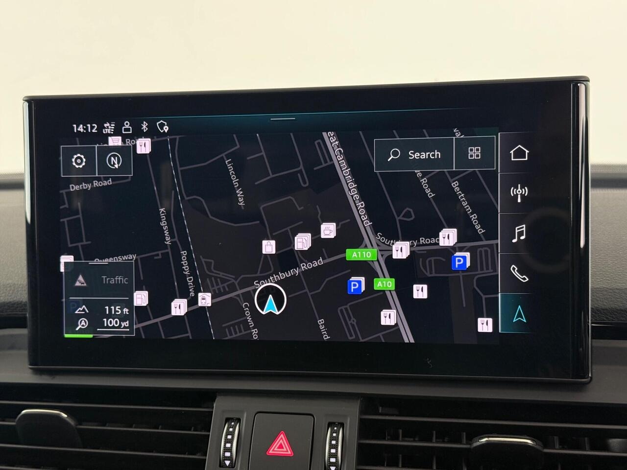 Audi Q5 thumbnail Infotainment System