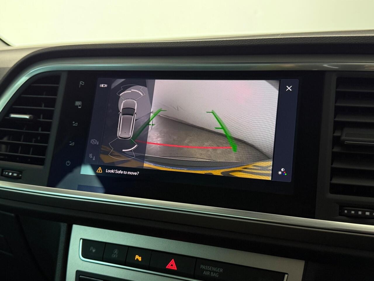 SEAT Ateca thumbnail Infotainment System