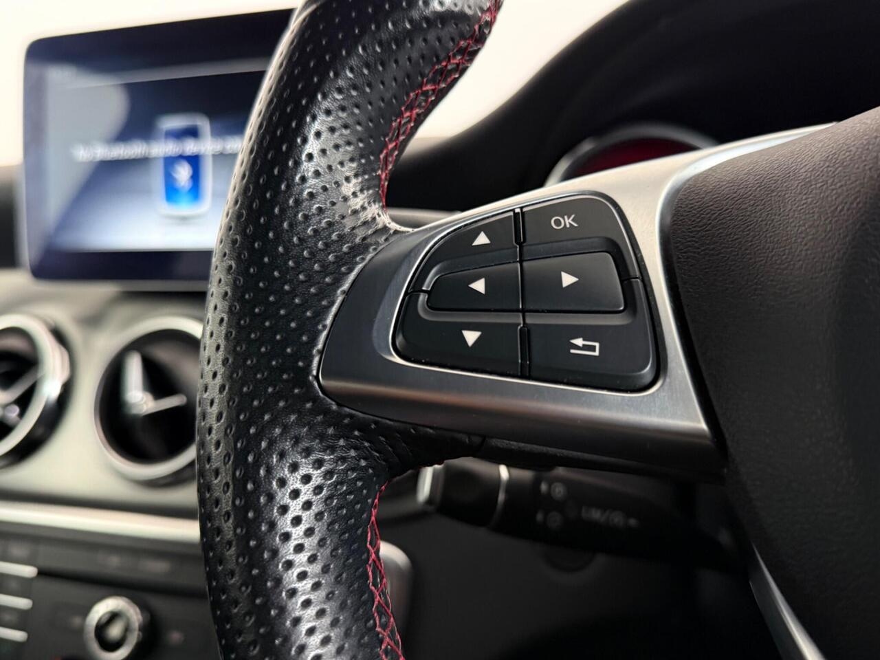 Mercedes-Benz GLA thumbnail Misc Controls