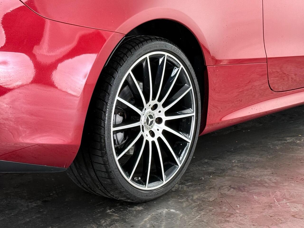 Mercedes-Benz E Class thumbnail Wheel
