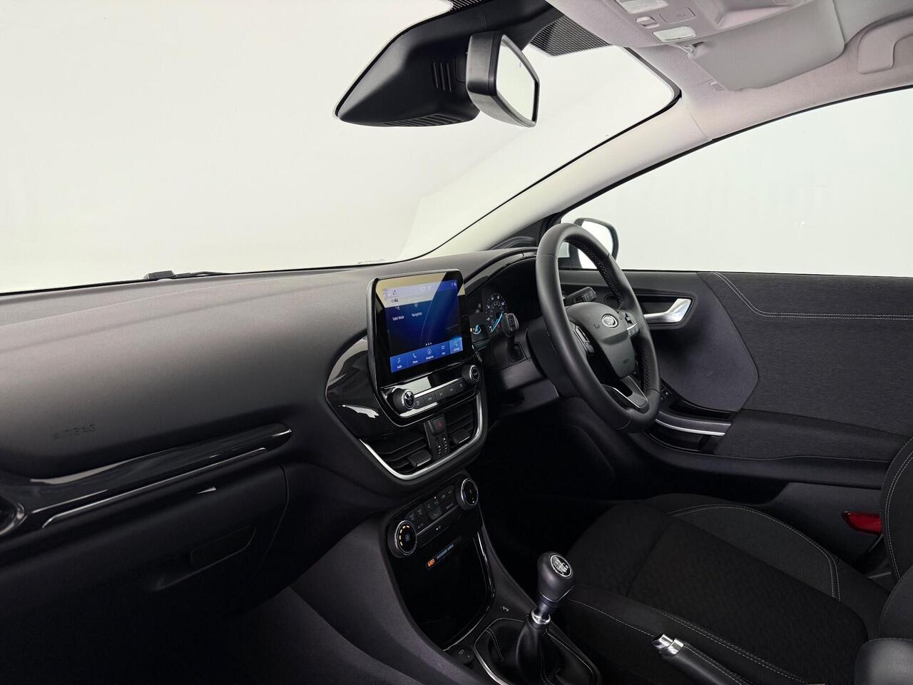 Ford Puma thumbnail Interior Front