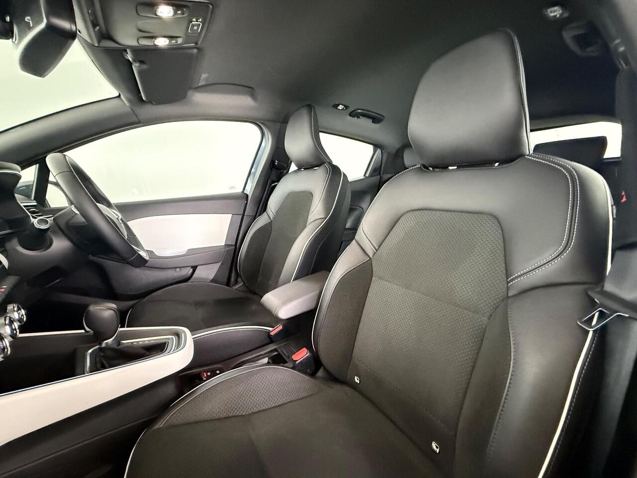 Renault Clio thumbnail Seat Front Passenger